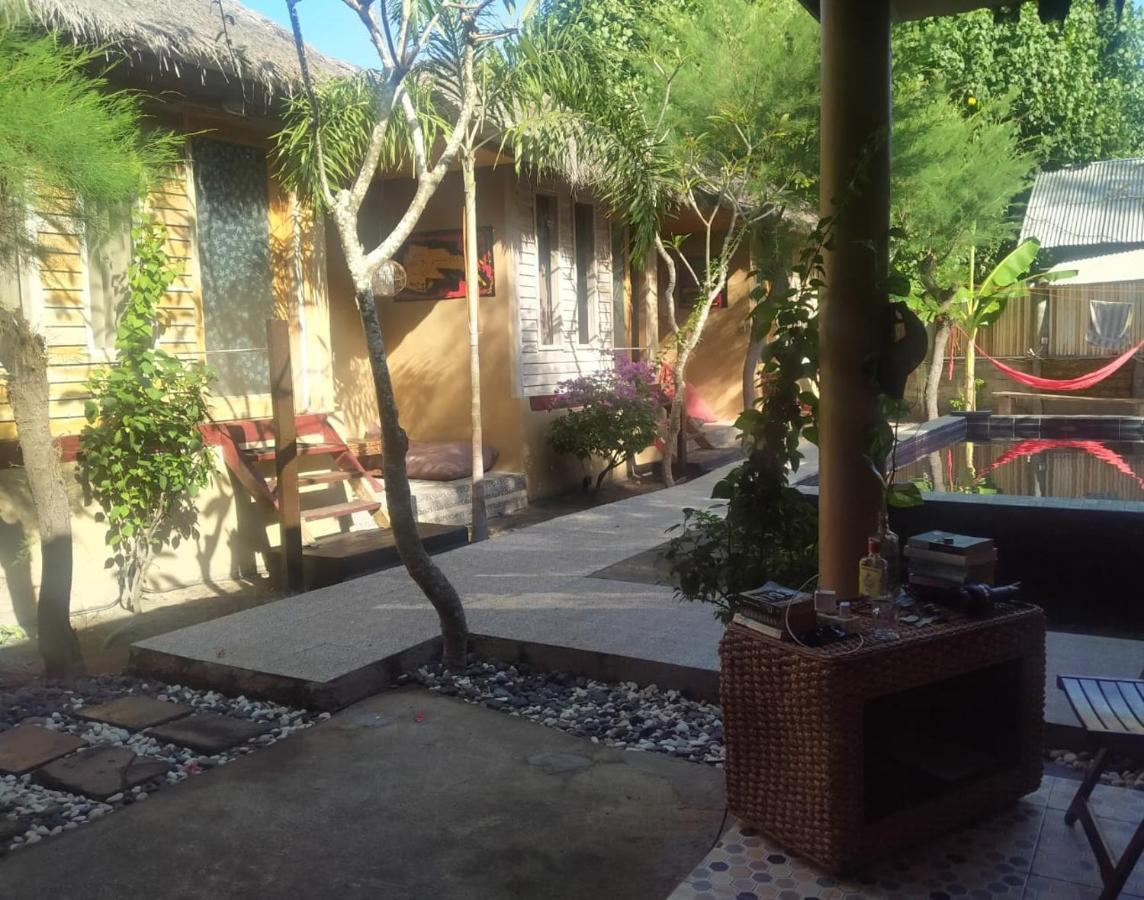 The Huts Villa Gili Trawangan Exterior foto