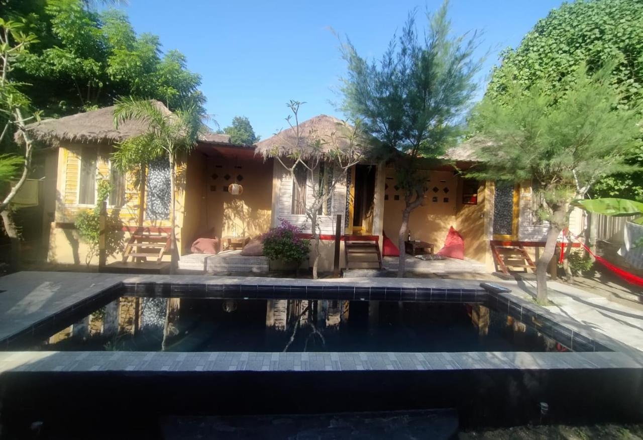 The Huts Villa Gili Trawangan Exterior foto