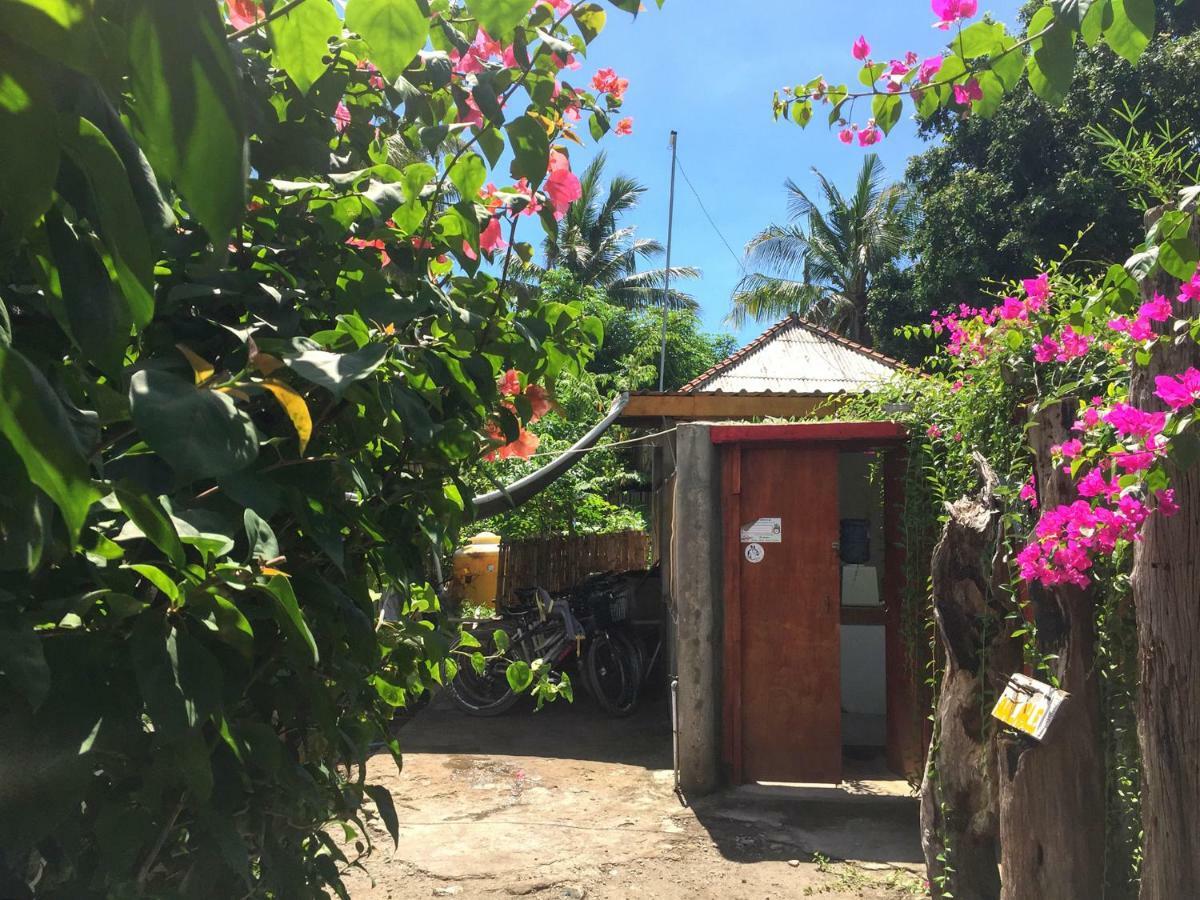 The Huts Villa Gili Trawangan Exterior foto